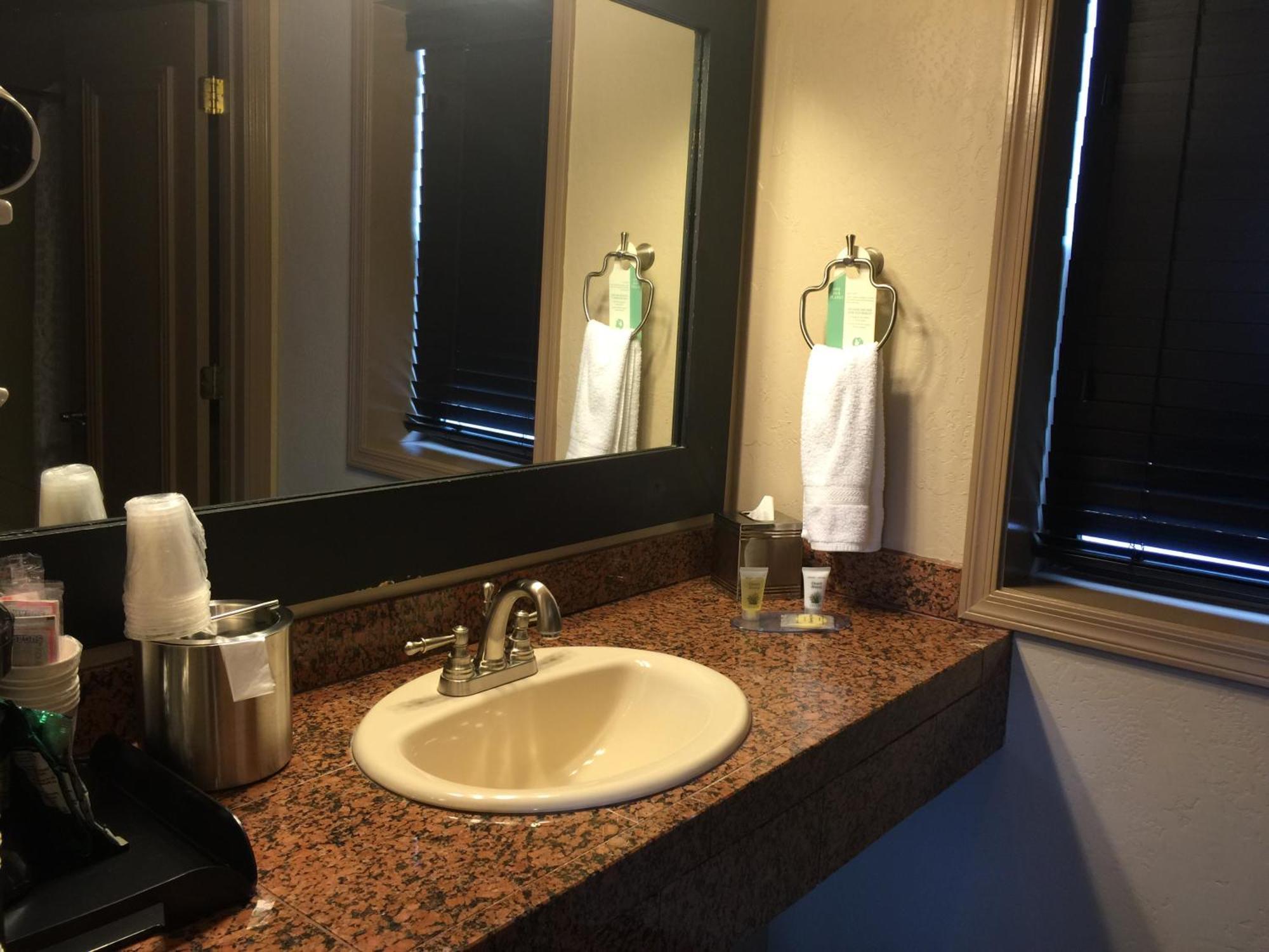 Rodeway Inn & Suites Williams Downtowner-Rte 66 Экстерьер фото