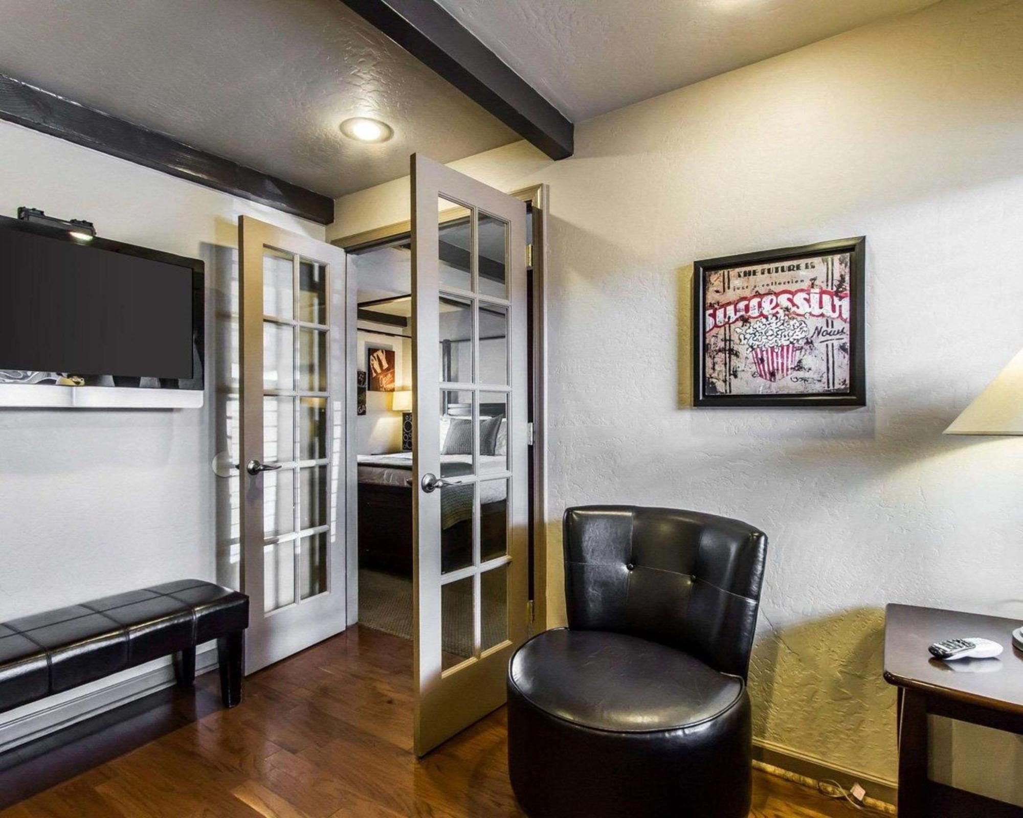Rodeway Inn & Suites Williams Downtowner-Rte 66 Экстерьер фото