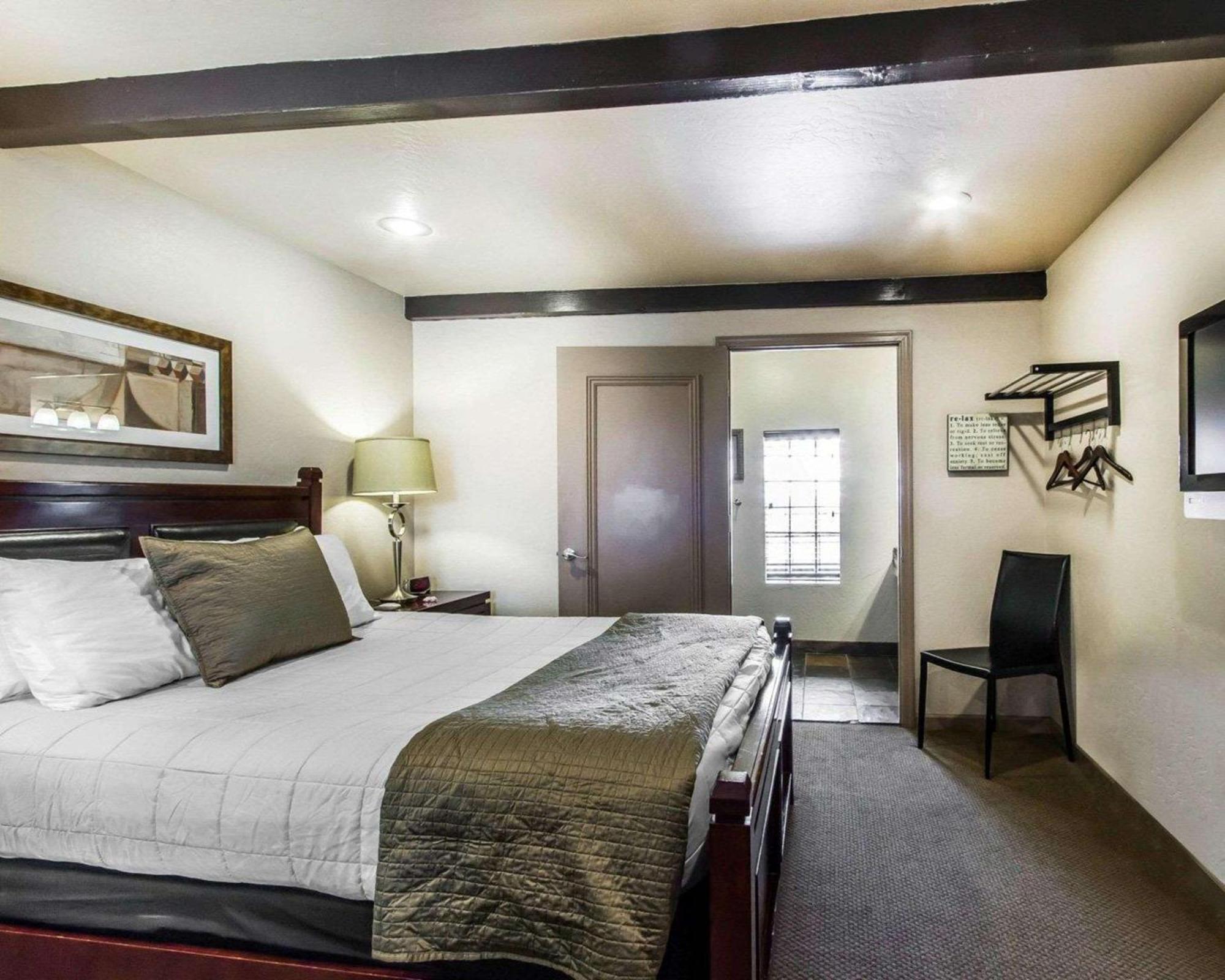 Rodeway Inn & Suites Williams Downtowner-Rte 66 Экстерьер фото