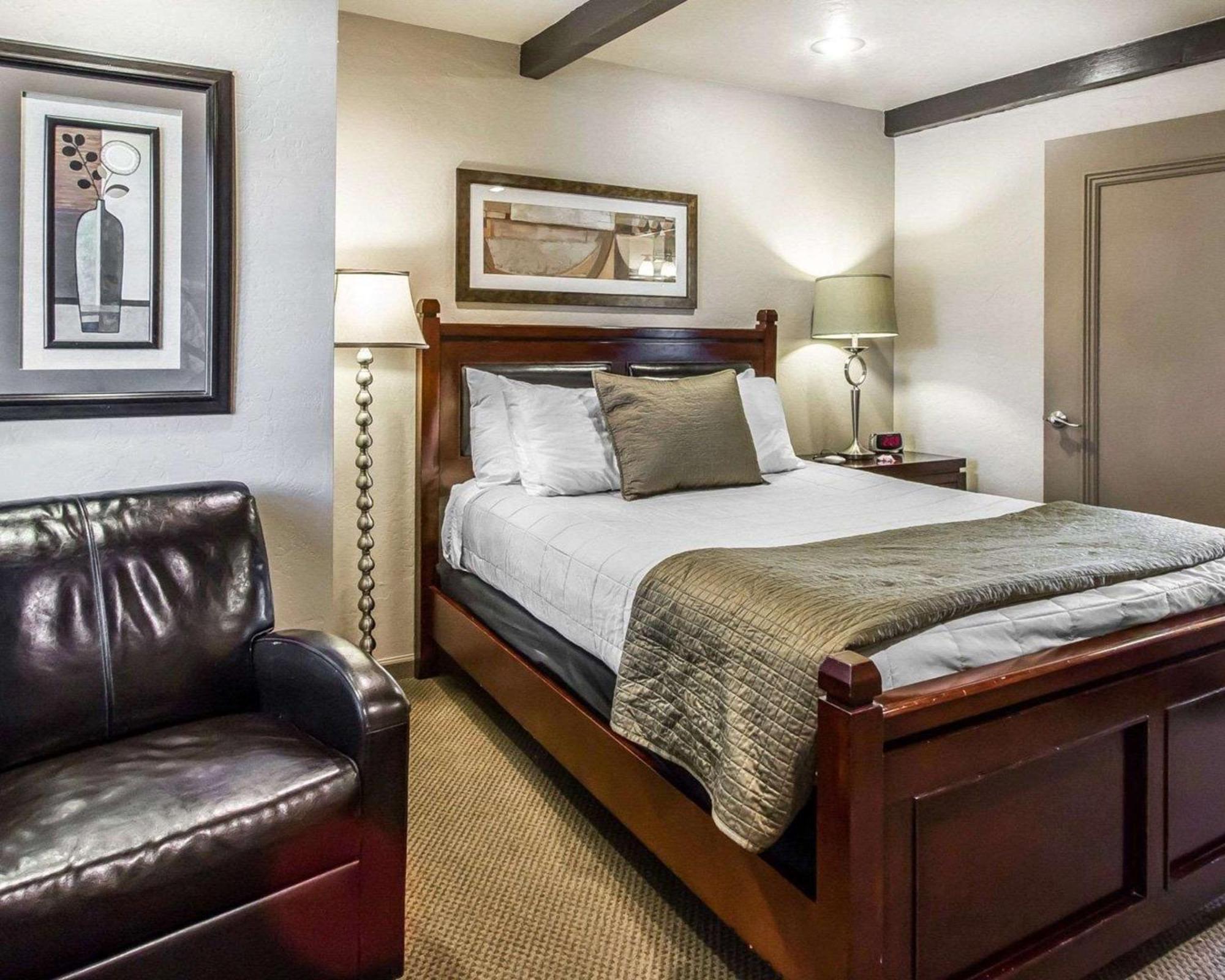 Rodeway Inn & Suites Williams Downtowner-Rte 66 Экстерьер фото