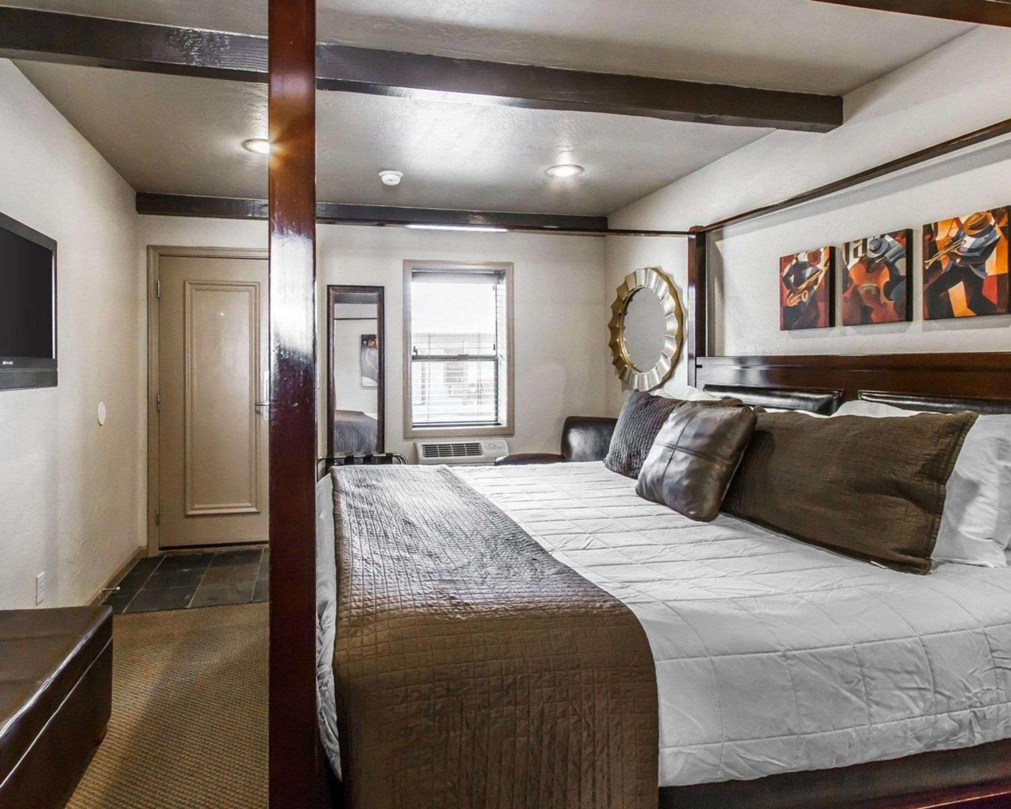 Rodeway Inn & Suites Williams Downtowner-Rte 66 Экстерьер фото