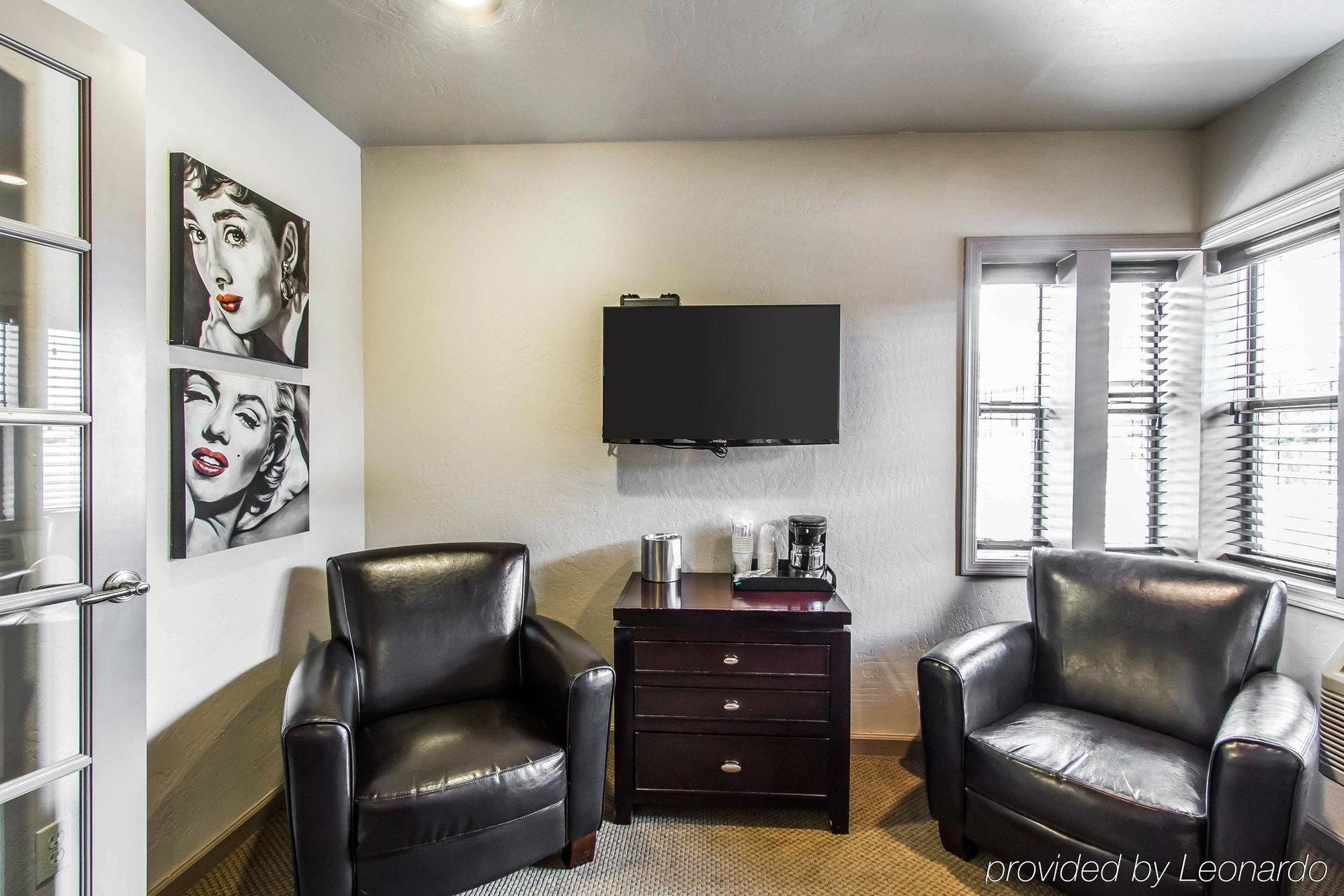 Rodeway Inn & Suites Williams Downtowner-Rte 66 Экстерьер фото