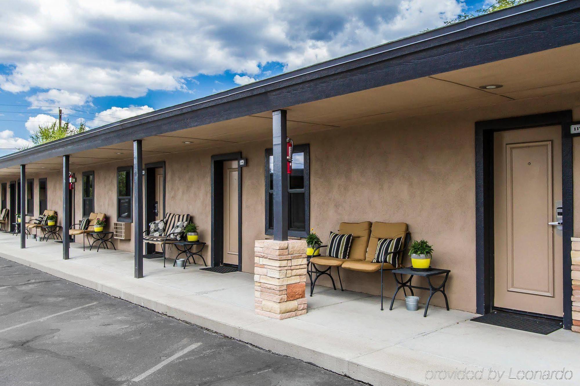 Rodeway Inn & Suites Williams Downtowner-Rte 66 Экстерьер фото